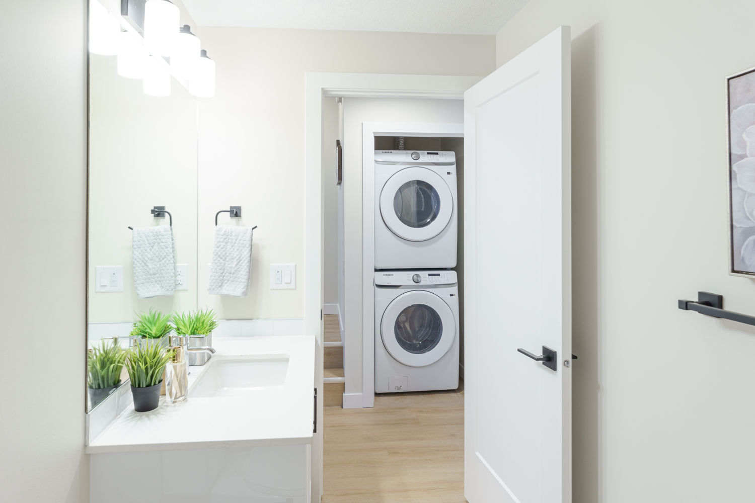 Bathroom/Laundry