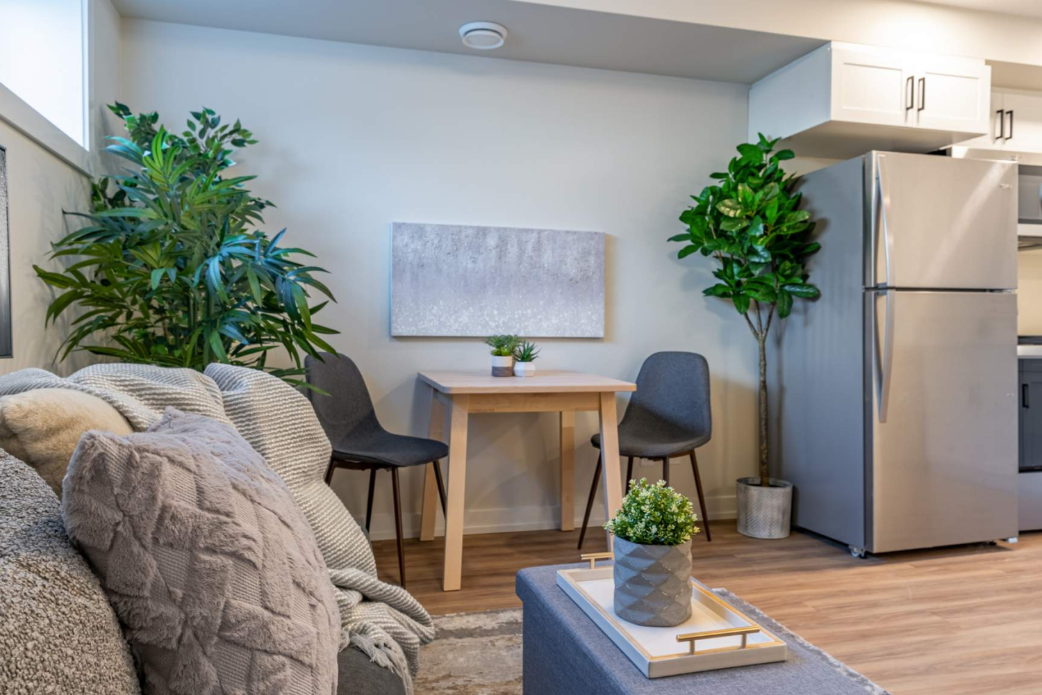 Living Room/Dining